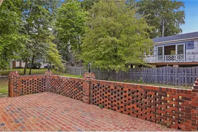 33 Kemp Road E, Greensboro, NC 27410 - Photo 30