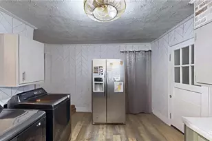 5441 Robinhood Rd, Winston-Salem, NC 27106 - Photo 8