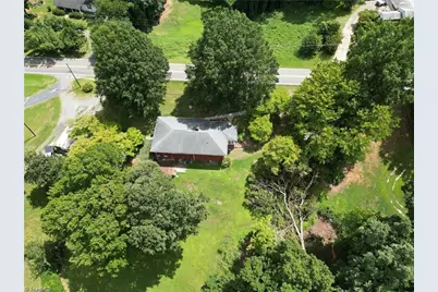 815 Nc Highway 65 #F-1, Reidsville, NC 27320 - Photo 6