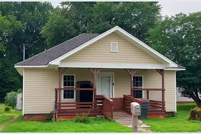 403 Thomas Street, Reidsville, NC 27320 - Photo 1