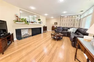 324 E Main St, Candor, NC 27229 - Photo 6