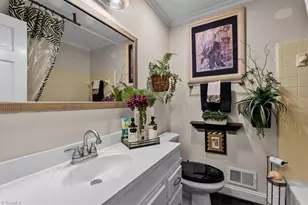 3403 Charing Cross Rd, Greensboro, NC 27455 - Photo 26