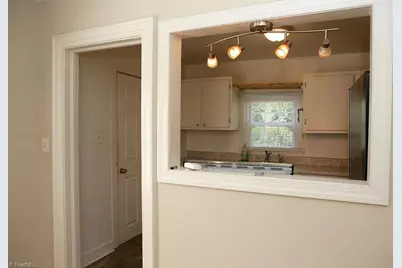 2214 Walker Avenue, Greensboro, NC 27403 - Photo 24