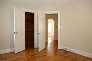 2214 Walker Ave, Greensboro, NC 27403 - Photo 34