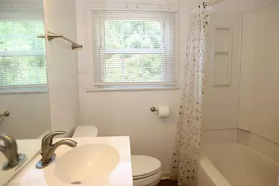 2214 Walker Avenue, Greensboro, NC 27403 - Photo 20