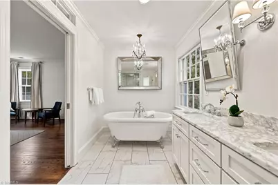 628 Roslyn Road, Winston-Salem, NC 27104 - Photo 20