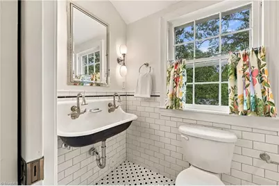 628 Roslyn Road, Winston-Salem, NC 27104 - Photo 28