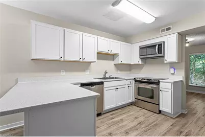 306 N Lindell Road #E, Greensboro, NC 27403 - Photo 6