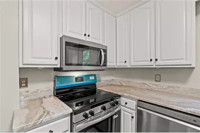 5701 Buddingwood Drive, Greensboro, NC 27409 - Photo 10