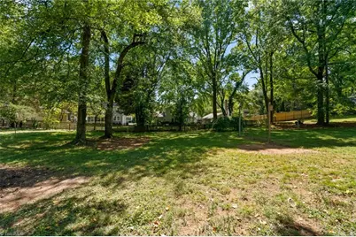 5701 Buddingwood Drive, Greensboro, NC 27409 - Photo 34