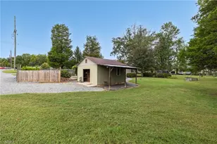 5944 Ridge Rd, Lexington, NC 27295 - Photo 28