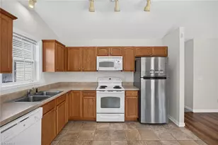4050 Shallowcreek Ct, Winston-Salem, NC 27127 - Photo 12