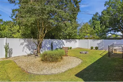 415 W 25th Street, Winston-Salem, NC 27105 - Photo 26