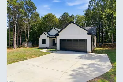 495 Jacobs Drive, Salisbury, NC 28144 - Photo 2