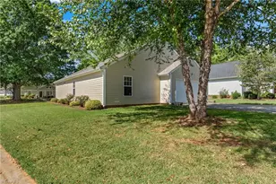 118 Parkview Ln, Bermuda Run, NC 27006 - Photo 16