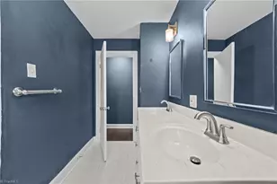 5615 Plantation Dr, Winston-Salem, NC 27105 - Photo 16