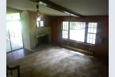 320 E Vandalia Road, Greensboro, NC 27406 - Photo 4