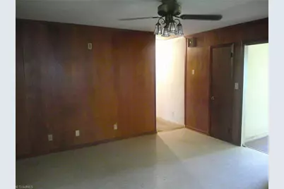 320 E Vandalia Road, Greensboro, NC 27406 - Photo 12