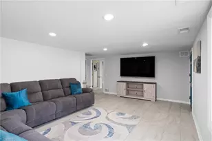 590 N Peace Haven Rd, Winston-Salem, NC 27104 - Photo 24