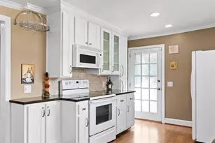 590 N Peace Haven Rd, Winston-Salem, NC 27104 - Photo 6