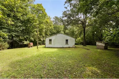 955 Valleystream Road, Winston-Salem, NC 27104 - Photo 12