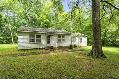 955 Valleystream Road, Winston-Salem, NC 27104 - Photo 8
