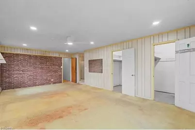 2216 W Cone Boulevard, Greensboro, NC 27408 - Photo 20