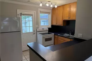 1828 Villa Dr, Greensboro, NC 27403 - Photo 6