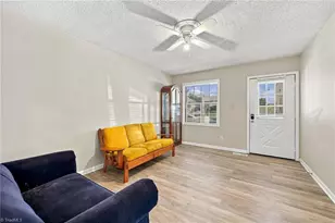 1627 N Hamilton St, High Point, NC 27272 - Photo 6