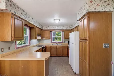 1418 Rock Spring Street, Greensboro, NC 27405 - Photo 10