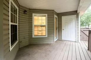 2680 Ingleside Dr, High Point, NC 27265 - Photo 12