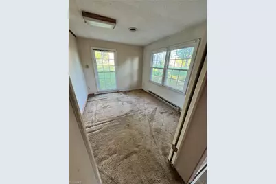 2404 Revolan Court, Greensboro, NC 27407 - Photo 10