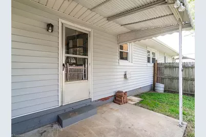 1901 Lynnwood Drive, Burlington, NC 27215 - Photo 28