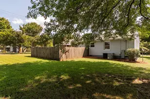 1901 Lynnwood Dr, Burlington, NC 27215 - Photo 38