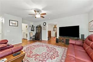 239 Thistle Downs Dr, Burlington, NC 27215 - Photo 4
