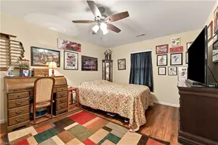 239 Thistle Downs Dr, Burlington, NC 27215 - Photo 10