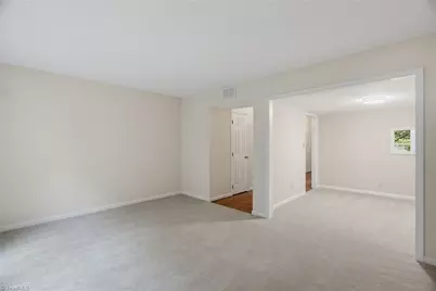 2210 New Garden Road #3620, Greensboro, NC 27410 - Photo 12