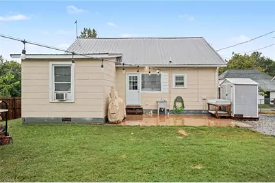 208 Copley Street, Lexington, NC 27292 - Photo 22