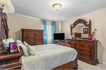 2401 Bywood Road, Greensboro, NC 27405 - Photo 14