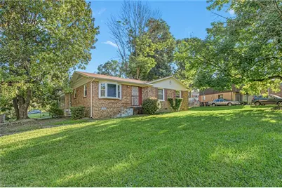 2401 Bywood Road, Greensboro, NC 27405 - Photo 2