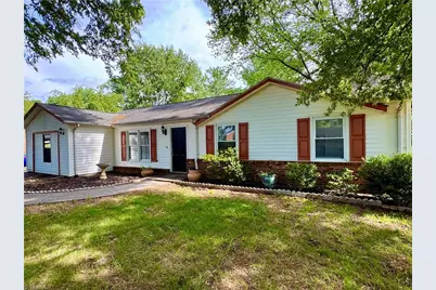 213 S Vandala Court, King, NC 27021 - Photo 2