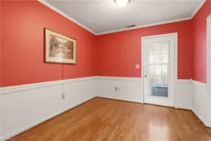 3936 New Garden Park, Greensboro, NC 27410 - Photo 4