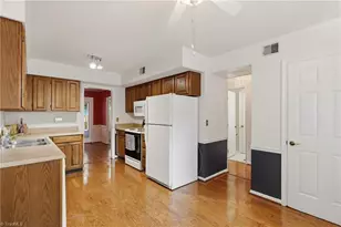 3936 New Garden Park, Greensboro, NC 27410 - Photo 8