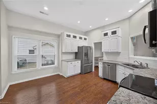 4709 White Horse Dr, Greensboro, NC 27410 - Photo 10