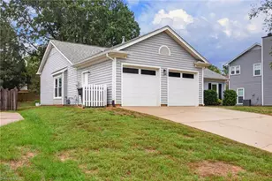 4709 White Horse Dr, Greensboro, NC 27410 - Photo 2