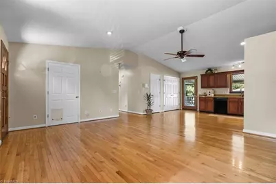 1110 Barham Road, Greensboro, NC 27455 - Photo 12