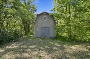 5214 Hooper Rd, McLeansville, NC 27301 - Photo 20