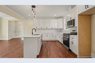 1544 Morgantown Road, Burlington, NC 27217 - Photo 16