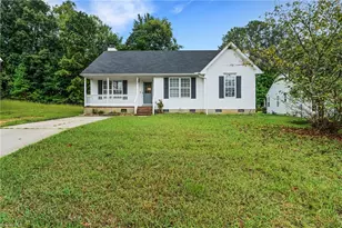 104 Lasalle Way, Greensboro, NC 27406 - Photo 2