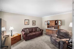 3804 Oak Forest Dr, High Point, NC 27265 - Photo 12